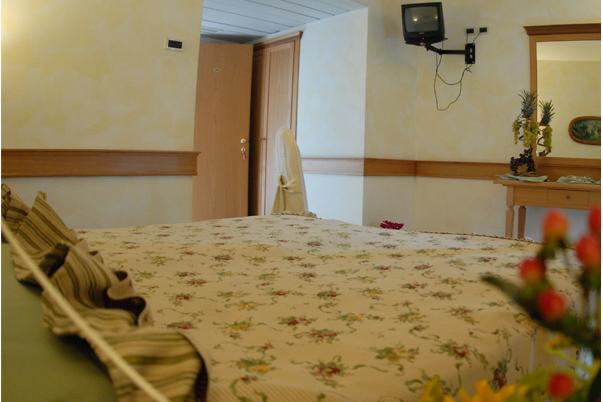 Hotel Pace San Giovanni Rotondo Rum bild